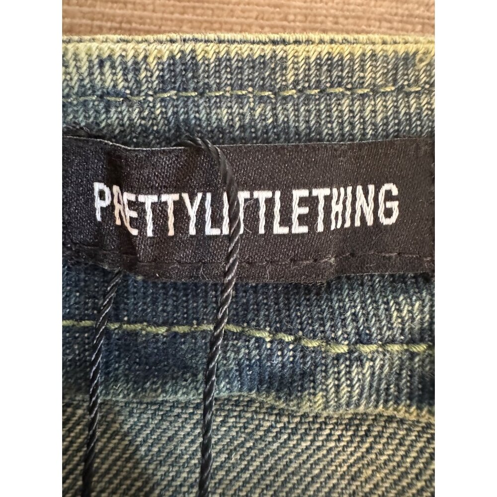 2/$30 NWT PrettyLittleThing 6 Greenish Tint Vintage Wash Low Rise - Picture 5 of 15